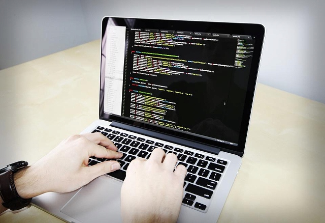 プログラミングは何歳から始めるべきか?